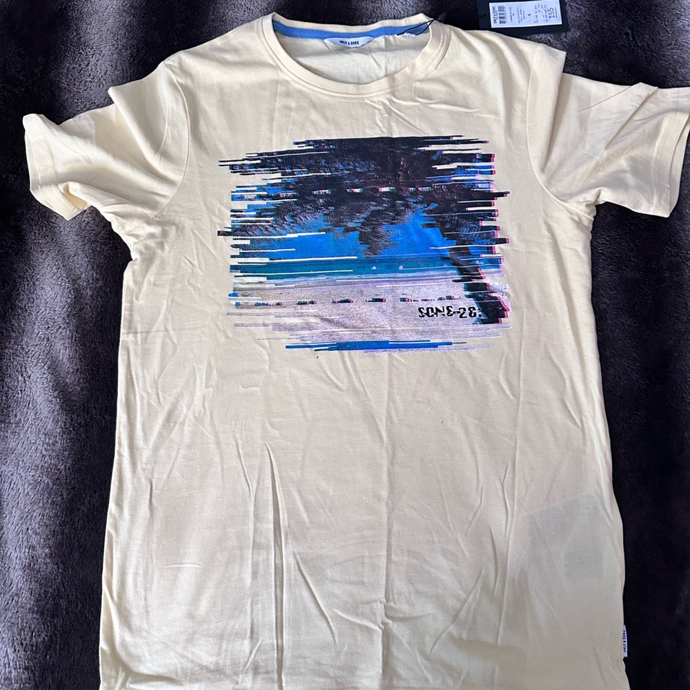 ONLY & SONS Beige Graphic Tee